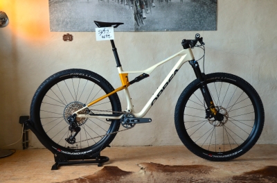  - Oiz gx axs + cockpit 